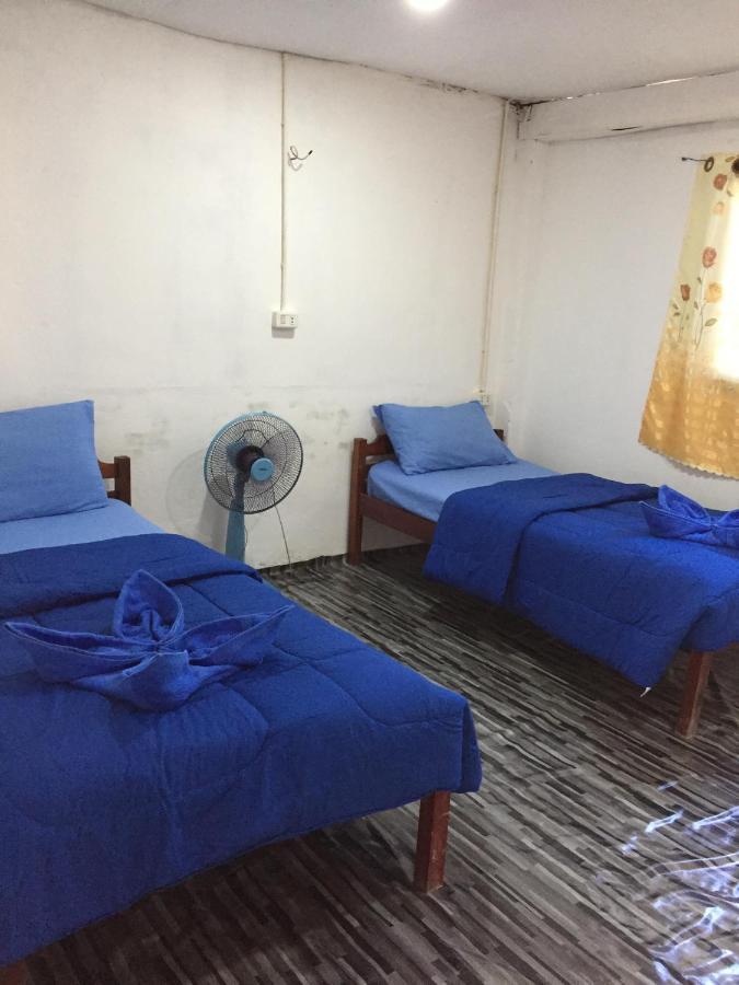 Outland Hostel Vang Vieng Exterior photo